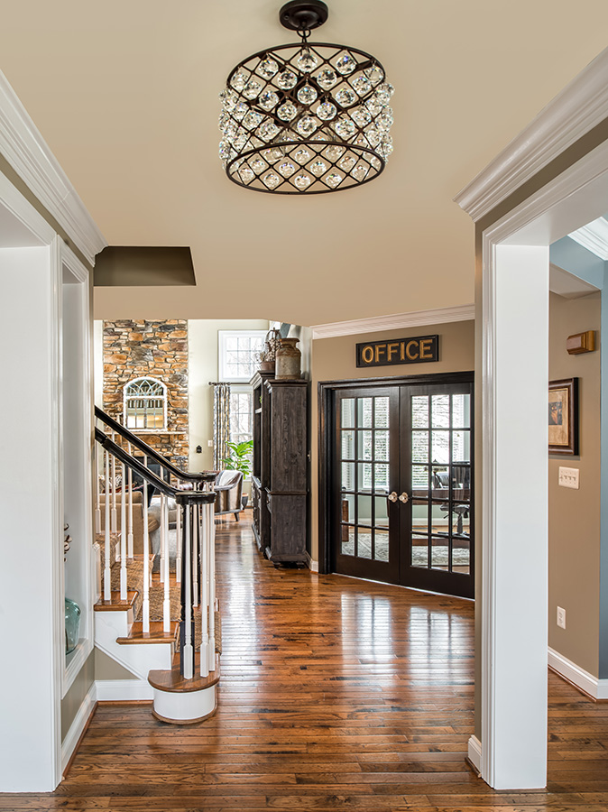 Farmhouse Interior Design - Entry / Foyer